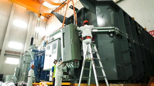 德國MR攜手華鵬完成意大利Enel儲能項目產品交付，潮向清潔能源儲能新未來